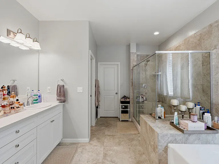 2280 Chianti Way — Photo 16