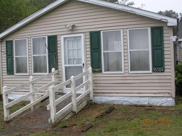 19384 Metompkin Rd, Parksley, VA 23421