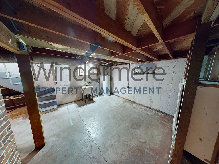 1736 Portland Ave — Photo 7