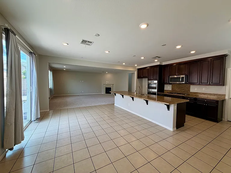 13258 Chatham Dr — Photo 6