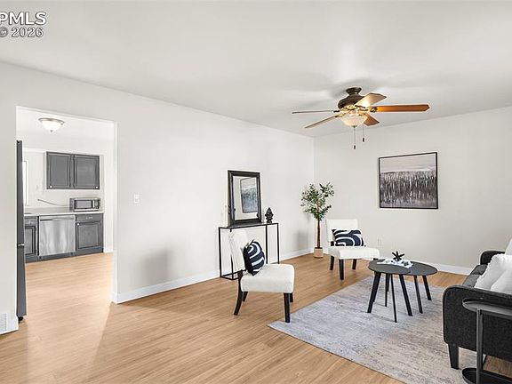 5th image of 3609 Montebello Dr