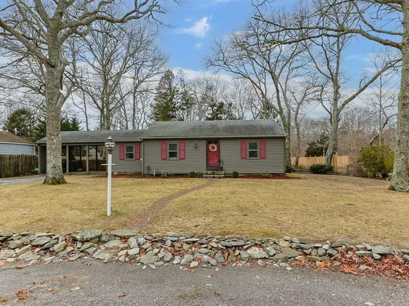 11 Clara Street, South Yarmouth, MA 02664