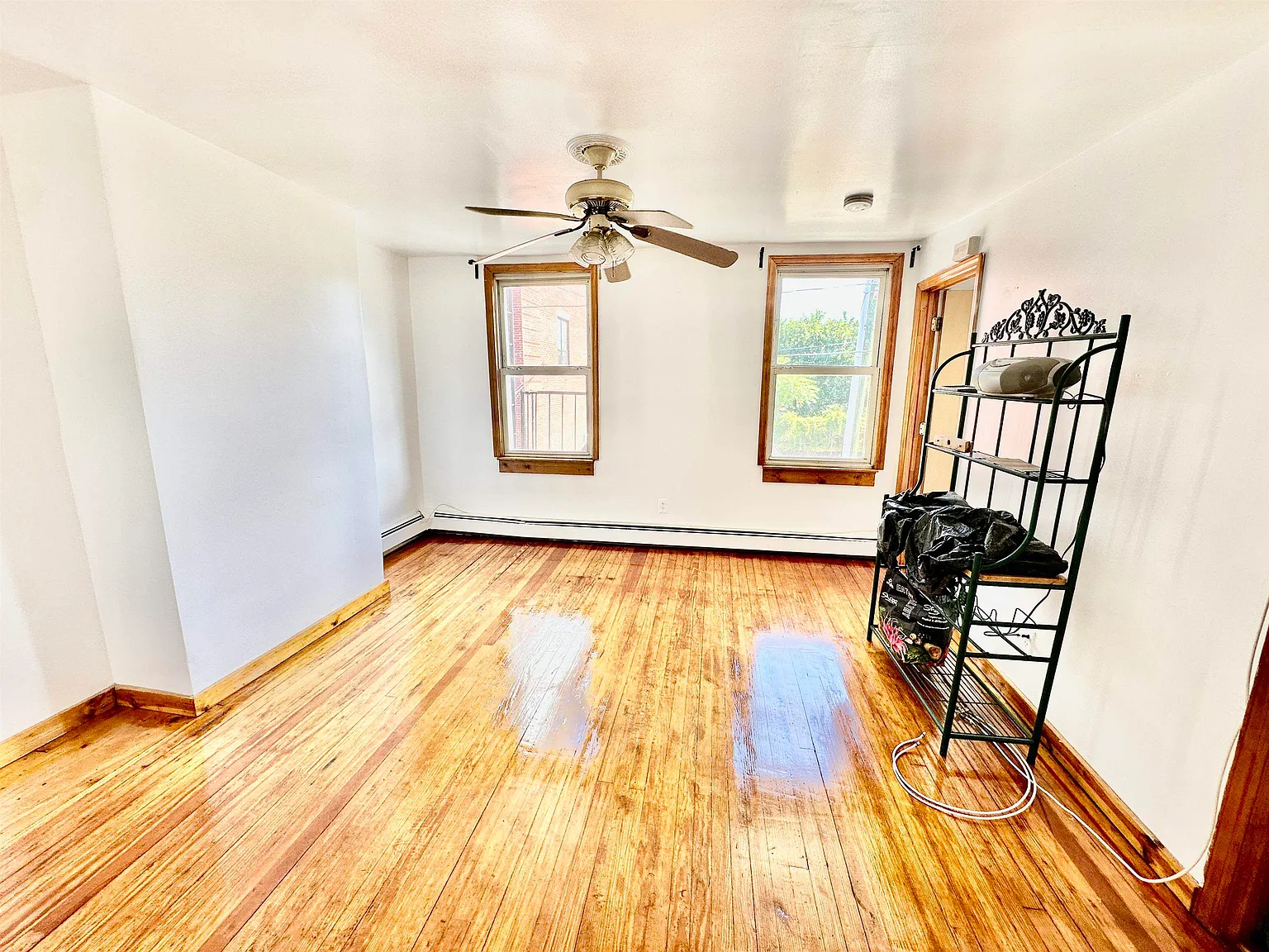 2 bed, 1.0 bath, $2,275 — Photo 1