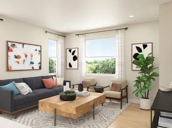 351 Liberty Way, Oceanside, CA 92057