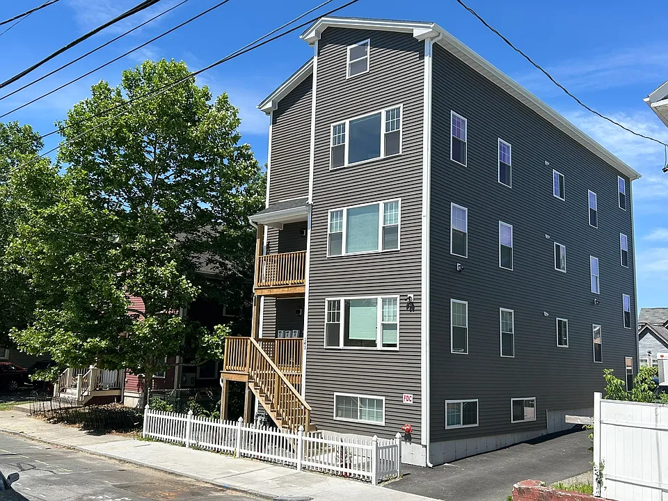 143 W Clifford St #1