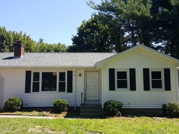 407 Bark St, Swansea, MA 02777