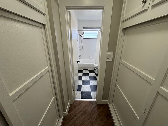 5th image of 1733 Garfield Pl APT 16