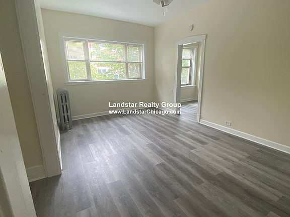 Spacious Sunny Living Area