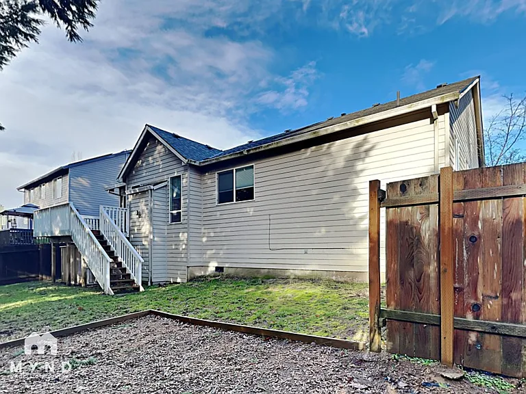 15308 SW Highpoint Dr — Photo 16