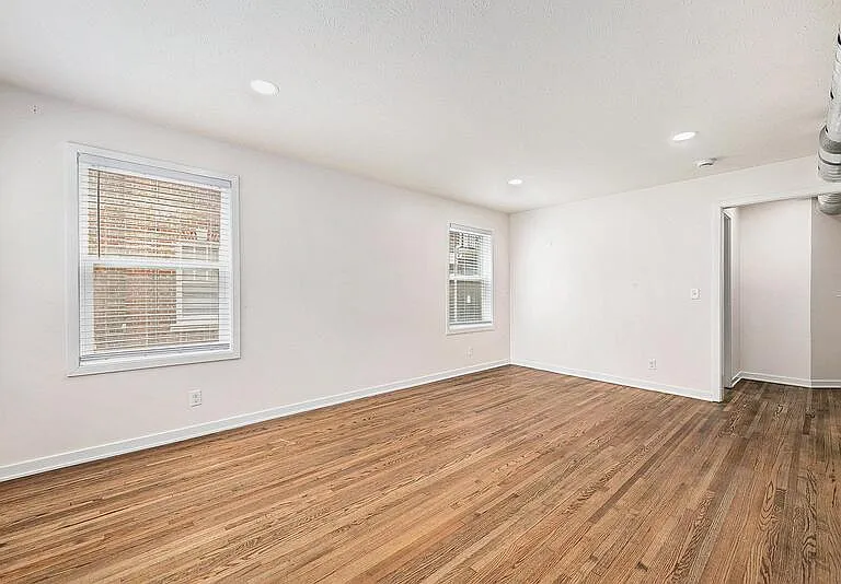116 N 32nd Ave #1 — Photo 3