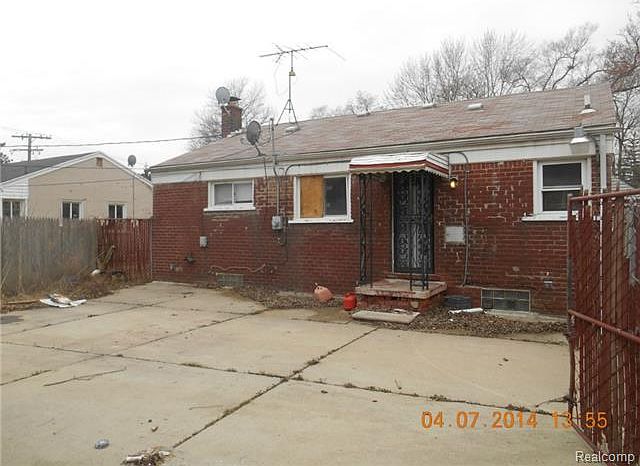 2nd image of 1894 Lexington Ct