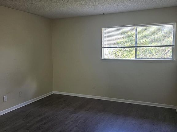 2nd image of 6328 Newtown Cir APT B2