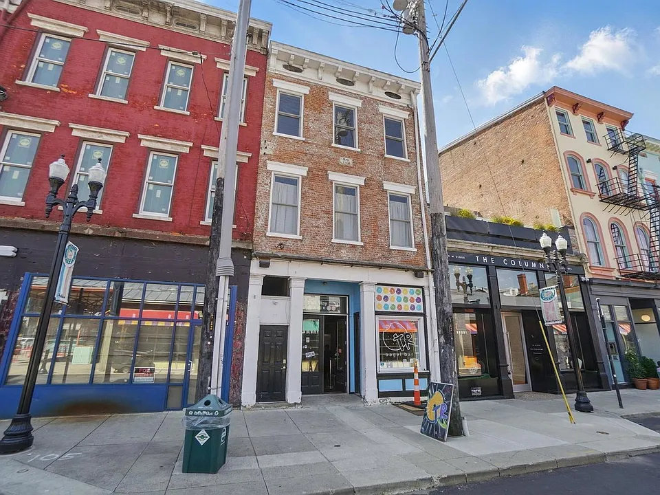 107 W Elder St #D