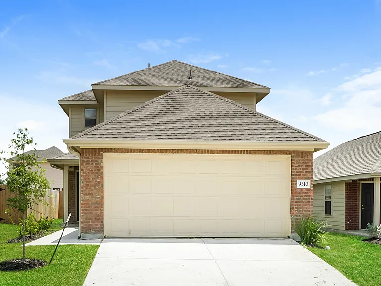 9310 Evening Shade Ct — Photo 1