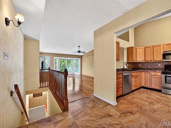 4th image of 1101 Silo Bend Dr #349B