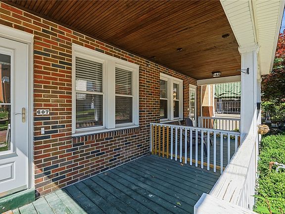 5th image of 607 Klemont Ave