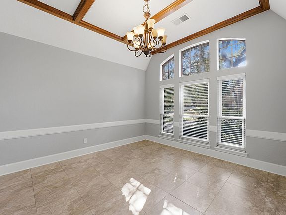 5th image of 15 Hornsilver Pl