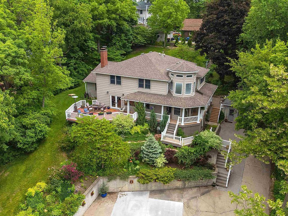 123 McClellan Blvd BD, Davenport, IA 52803 Zillow