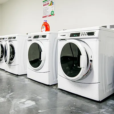 Rented by Nooklyn NYC LLC | media 105