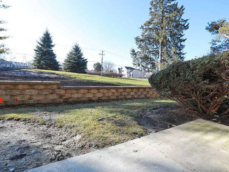675 Greenfield Ct #D1 — Photo 19