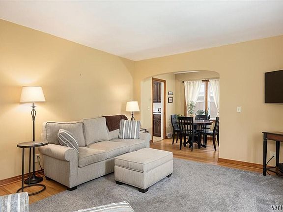4th image of 249 Boncroft Dr