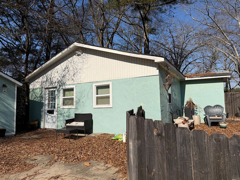 1st image of 2701 Hood Ave SE #B