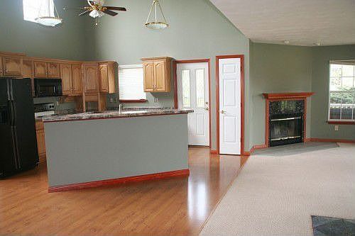 1st image of 20411 Matterhorn Dr