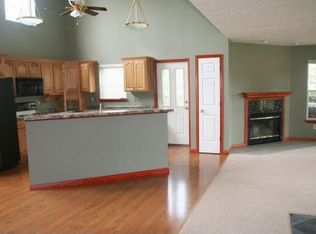 20411 Matterhorn Dr, Lawrenceburg, IN 47025