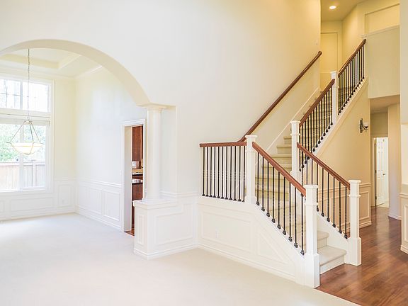 2nd image of 18429 NE 95th Ct