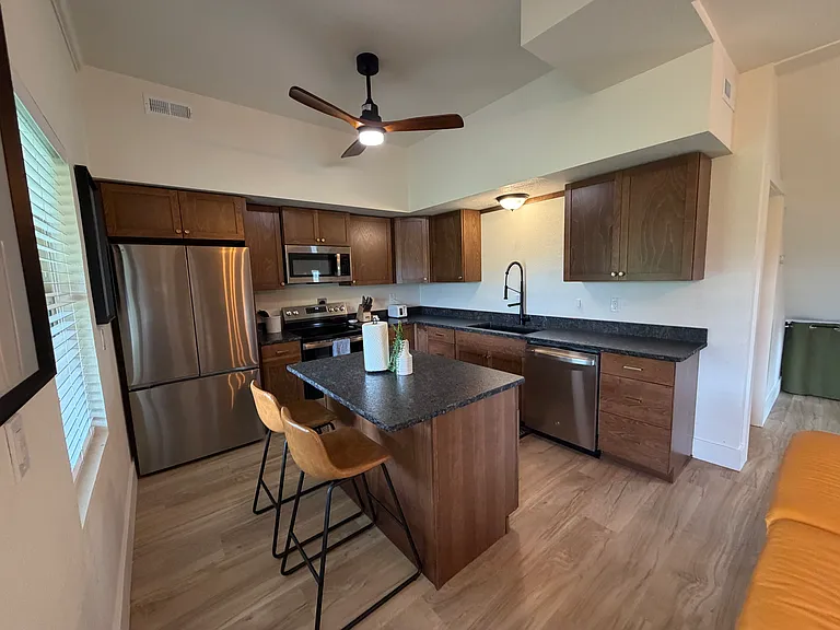 2560 Coffeen Ave — Photo 23