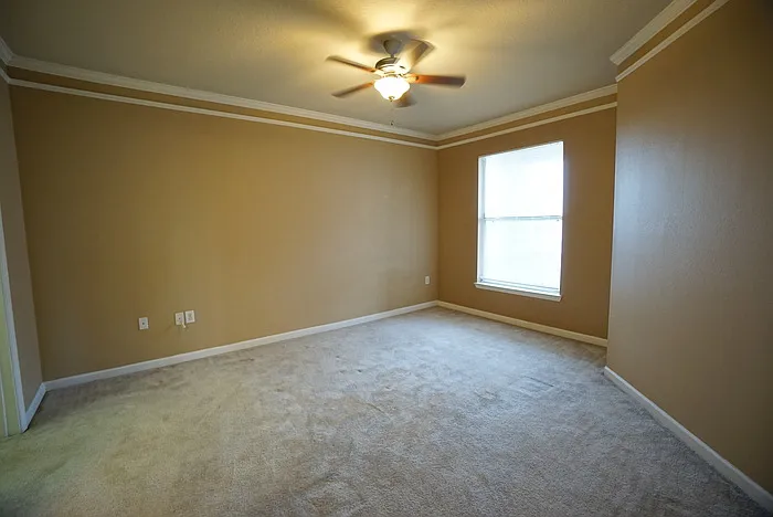 18004 Villa Creek Dr — Photo 12