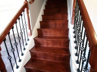 16 W Chestnut Hill Ln, Reisterstown, MD 21136