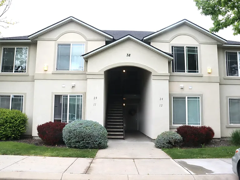 1805 E Overland Rd #3824 — Photo 1