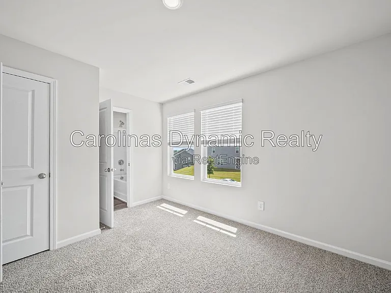 4080 County Down Ave — Photo 23