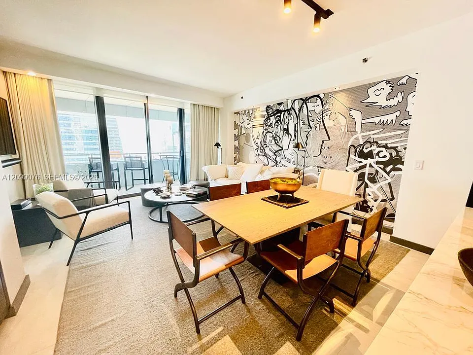 1395 Brickell Ave #3108