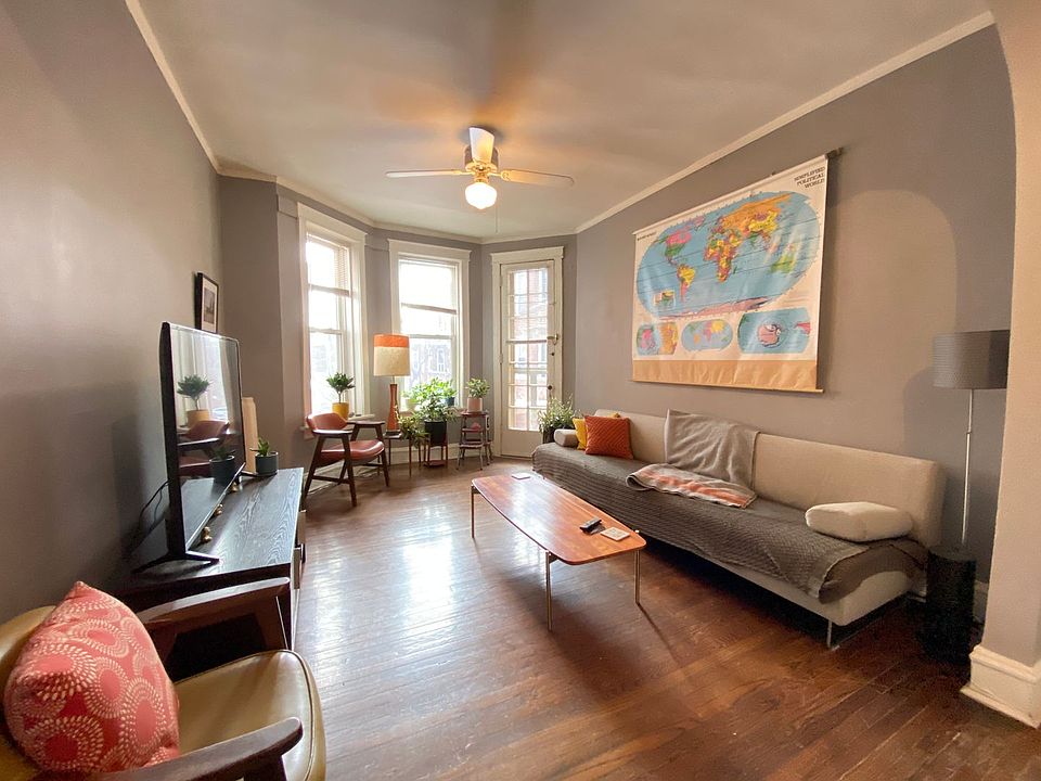 1st image of 714 W Waveland Ave #720-2E