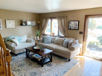 15 Ovington Ave, Edison, NJ, 08817