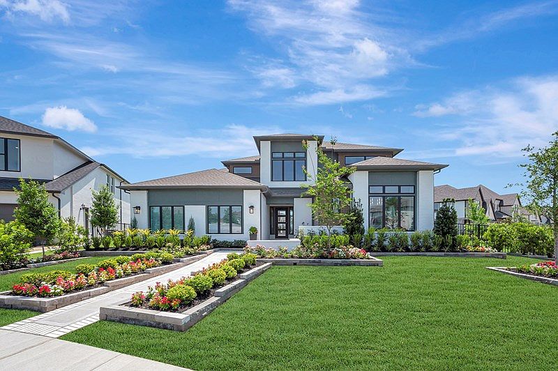 The Tomball - Exterior Front