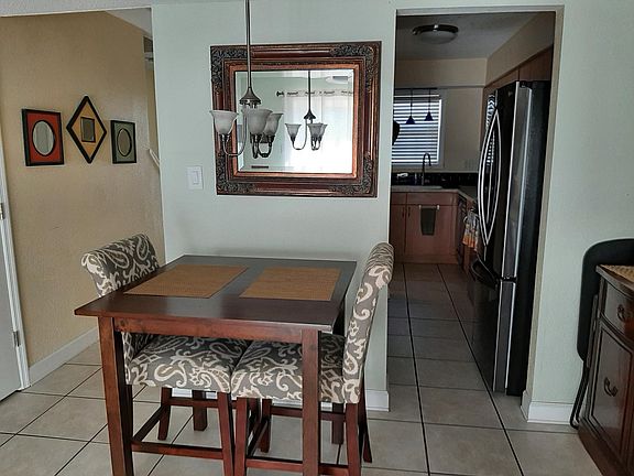 4th image of 437 N Oleander Ave APT 5