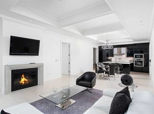 311 Bay St UNIT 4202, Toronto, ON M5H 4G5