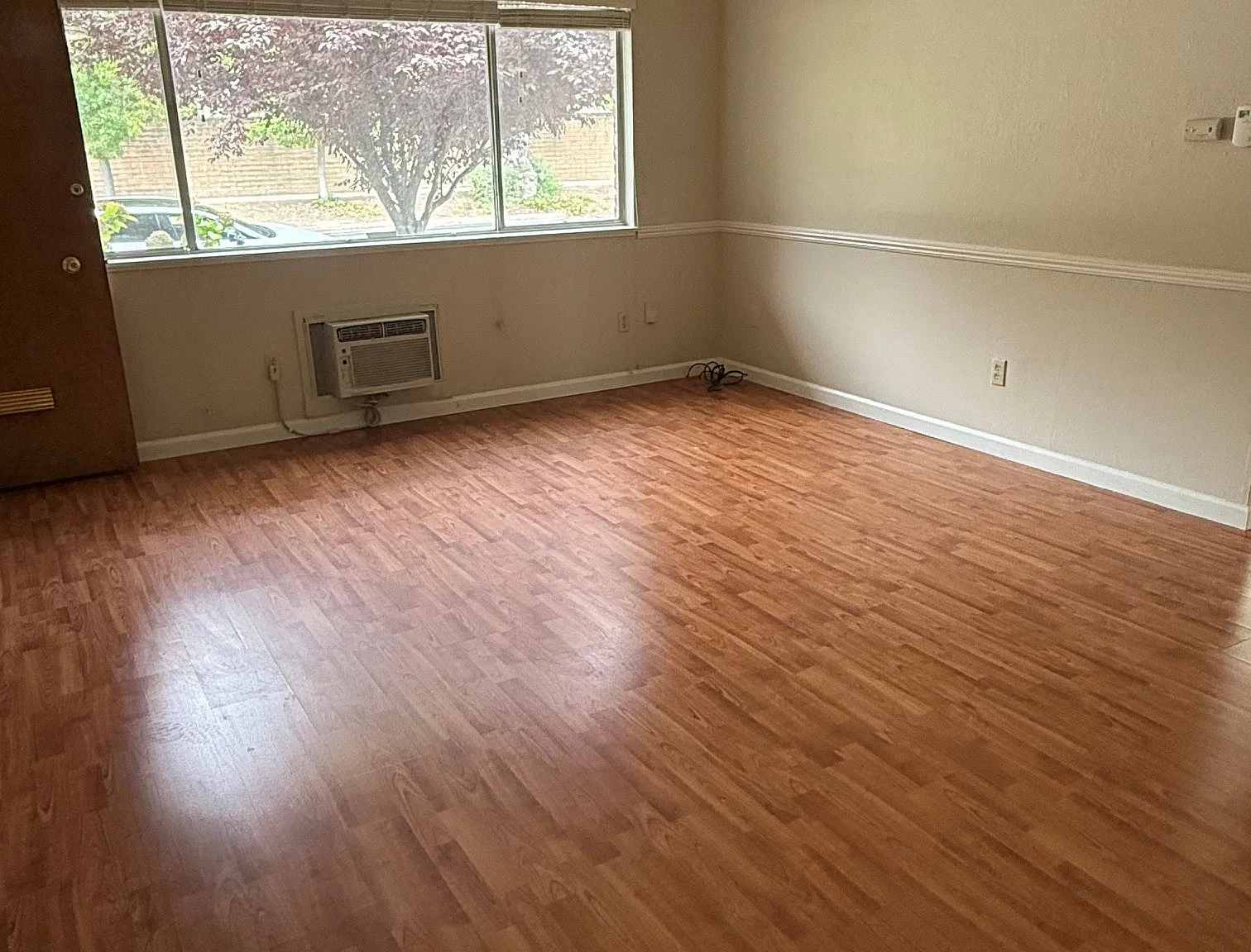 2 bed, 1000 sqft, $1,695 — Photo 4