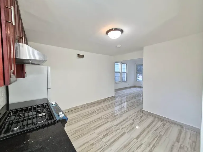 72 Harrison Ave #1 — Photo 11