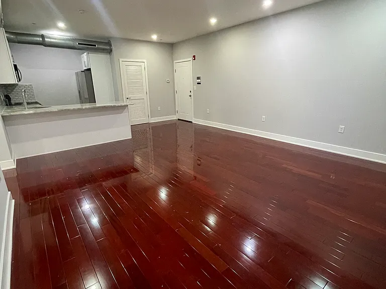 929 Marlborough St #16C — Photo 6