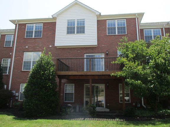 2nd image of 6814 Sahalee Cir