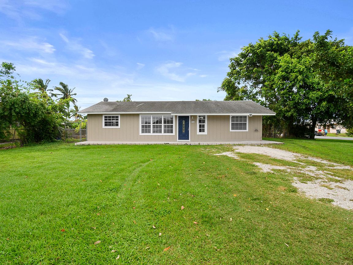 932 NE 22nd St, Belle Glade, FL 33430 | Zillow