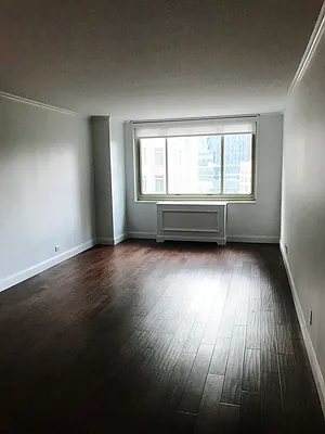 Rented by Azimuth Realty Corp | media 5