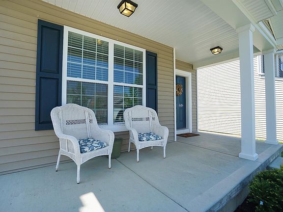 2nd image of 680 Hafton Ct