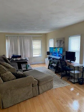 250 Riverside Ave #2 — Photo 6