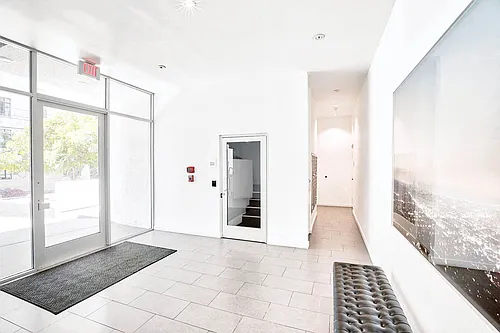 6651 Franklin Photo 1