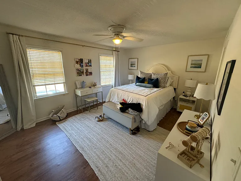 525 Waddell St #10 — Photo 12